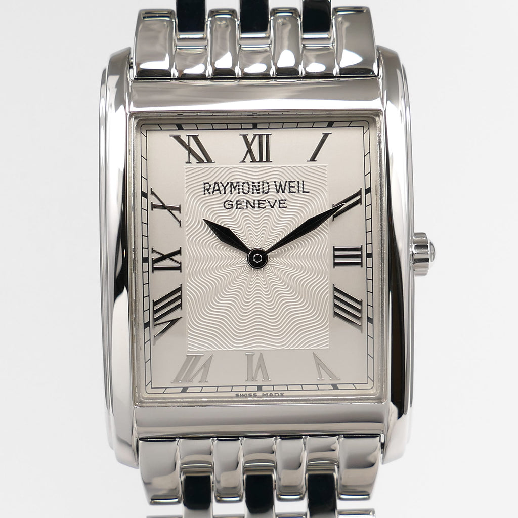 Raymond Weil Don Giovanni 9973/1 silver guilloche dial close up