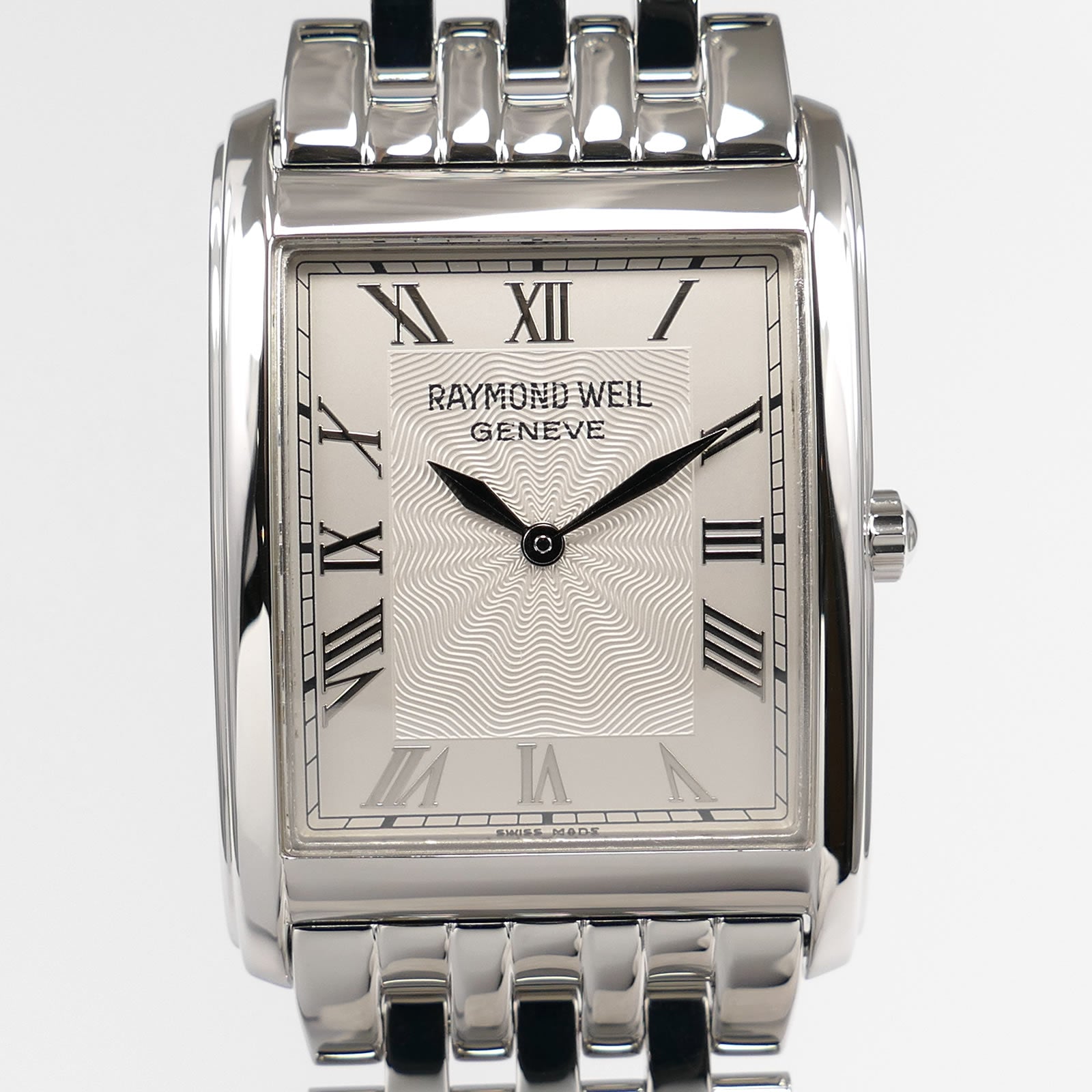 Raymond Weil Don Giovanni 9973/1 silver guilloche dial close up