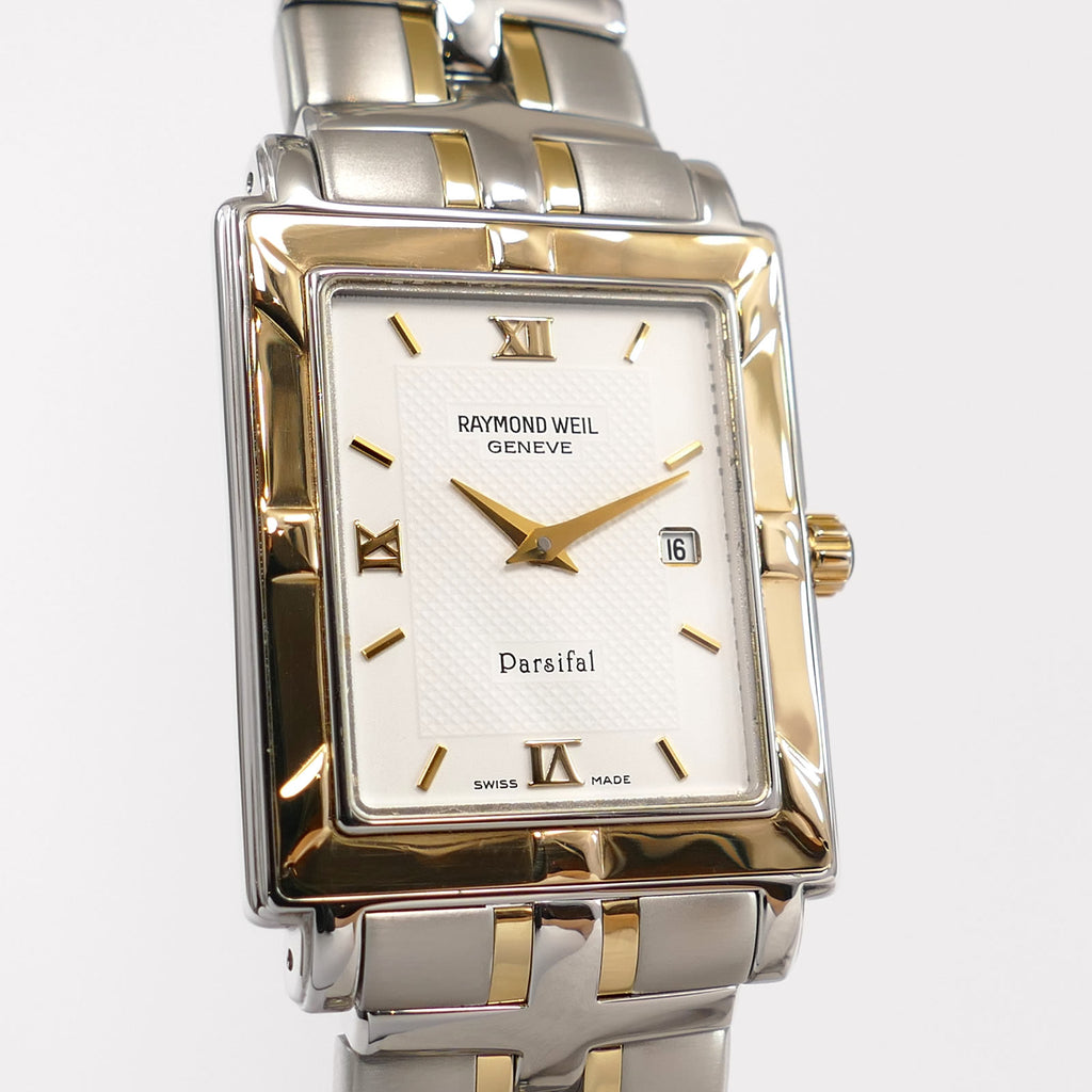 Raymond Weil Parsifal 9330 white guilloche dial close up