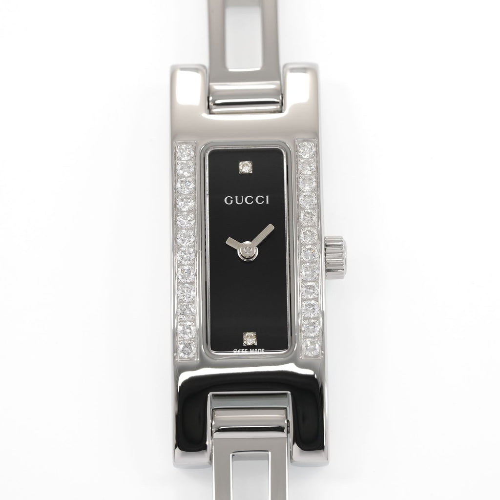 Gucci 3900L Black Dial Rectangular close up