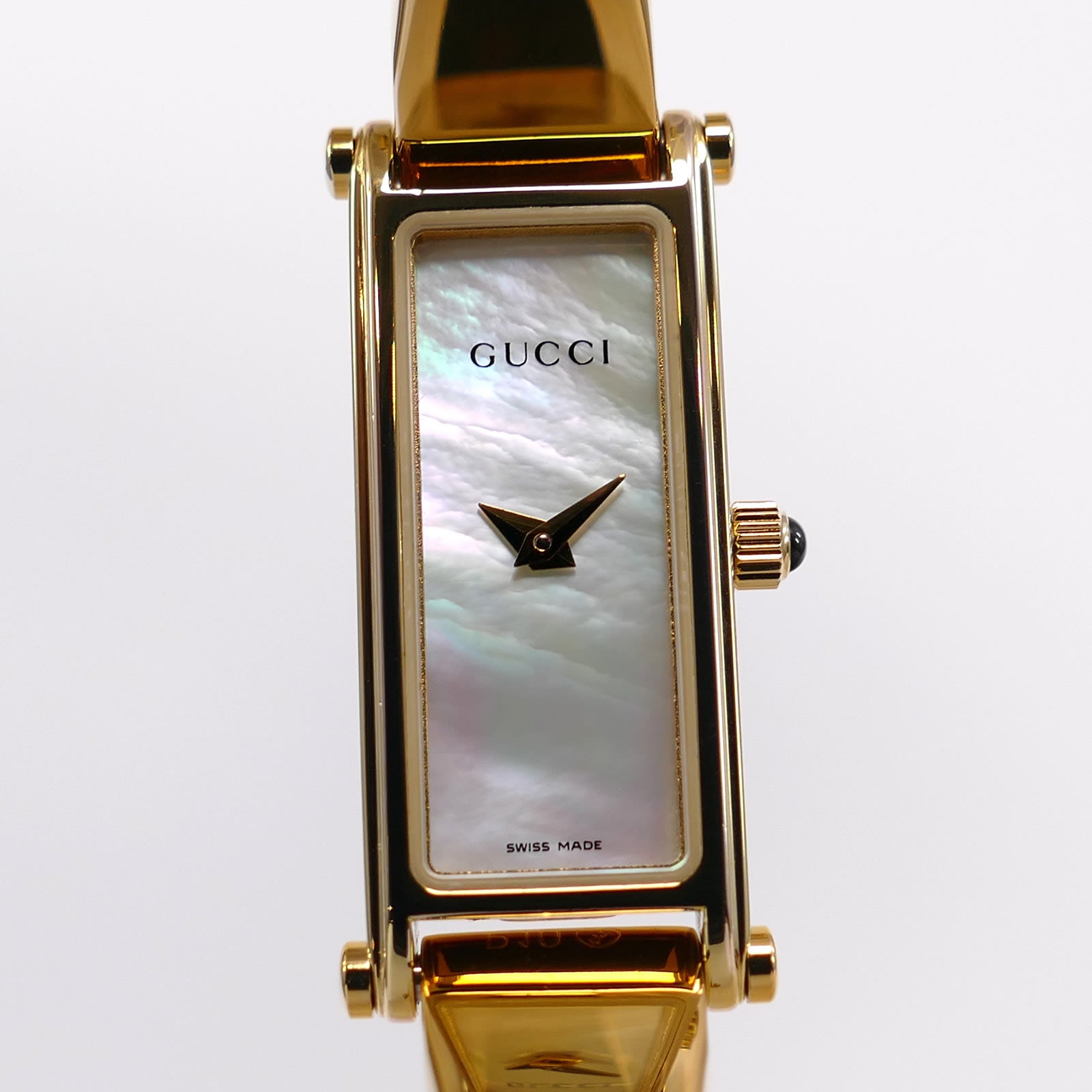 GUCCI 1500L ゴールド クォーツ 腕時計 本体 Gucci 1500L White Mother of Pearl Dial 18k Gold Plated Small