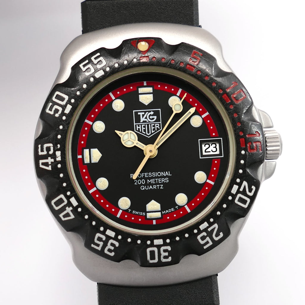 TAG Heuer Formula 1 374.513 Black & Red Dial close up