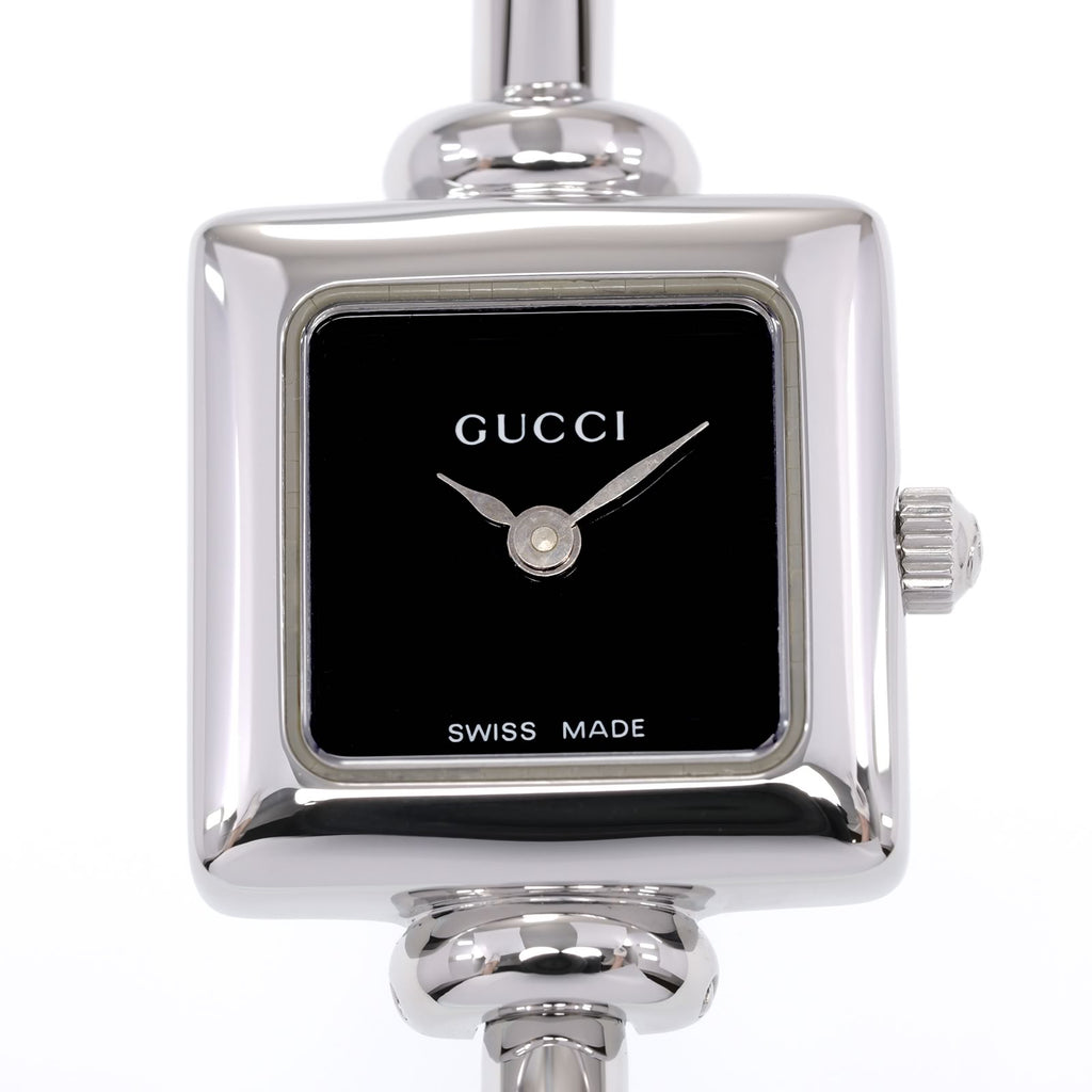Gucci 1900L Black Dial close up