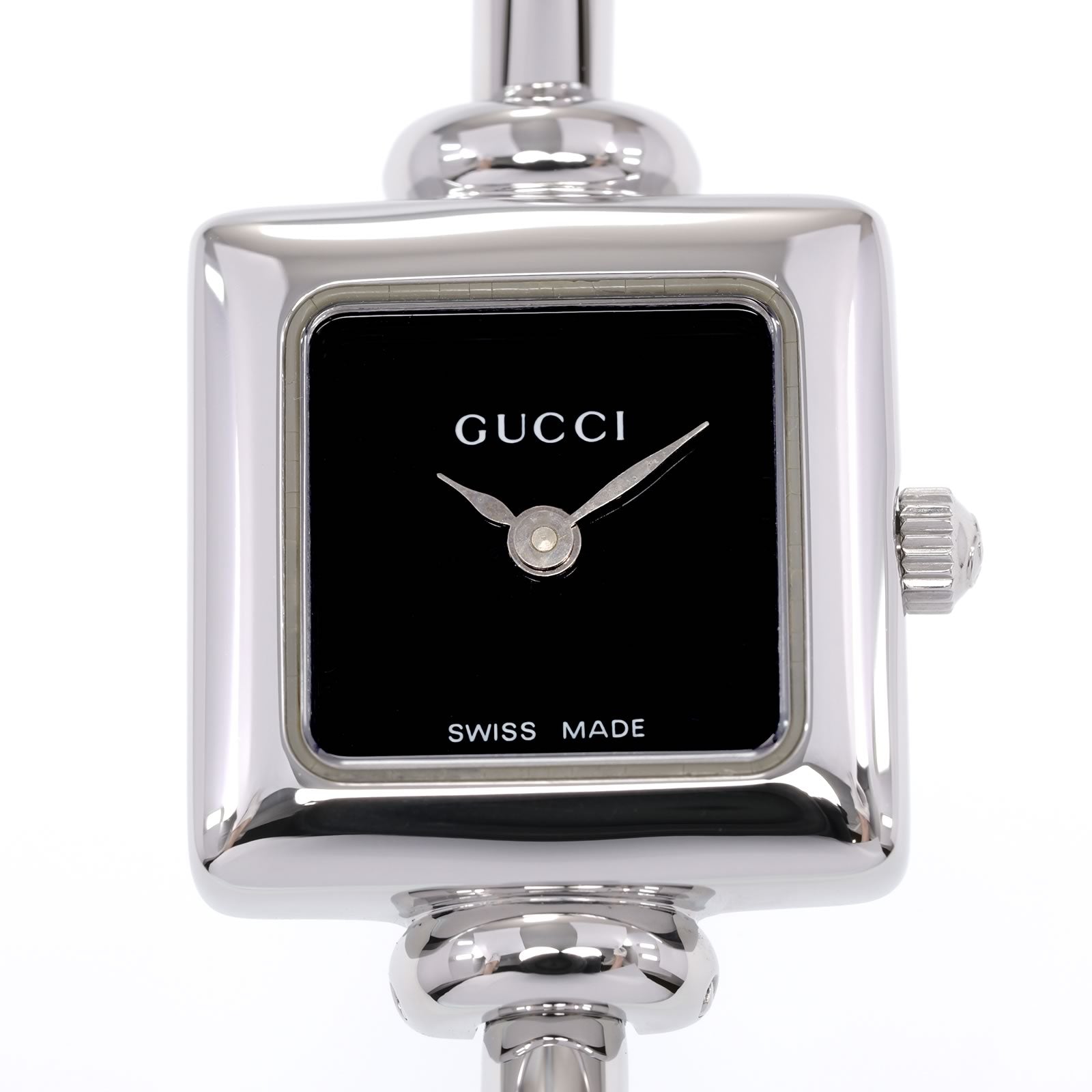Gucci 1900L Black Dial close up