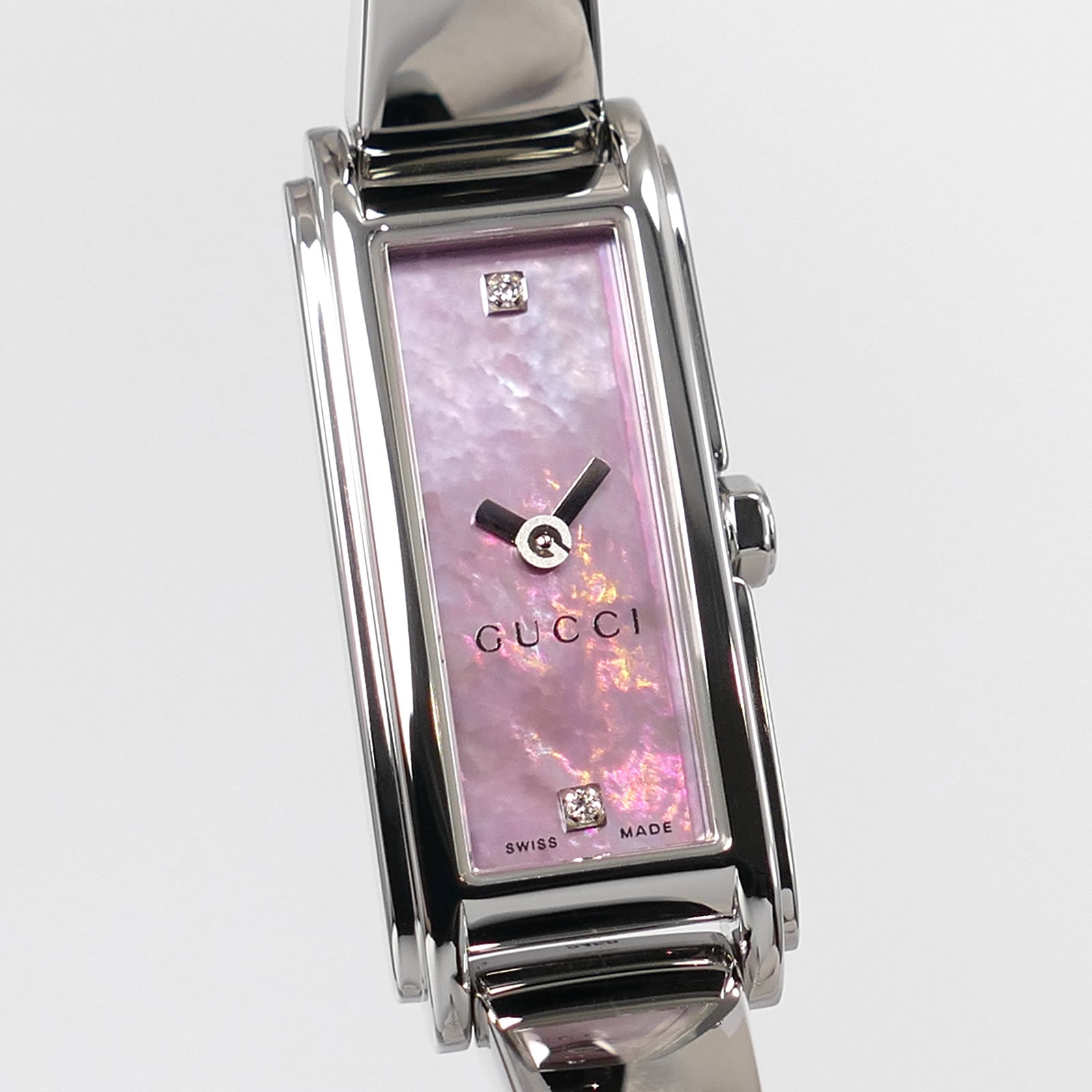 Gucci G-Line 109 Pink Iridescent Mother of Pearl close up