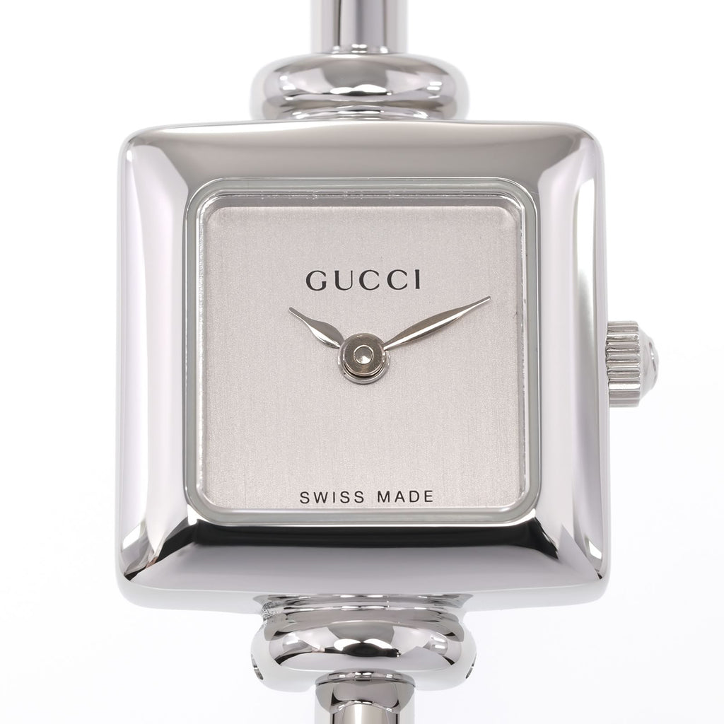 Gucci 1900L Silver Dial Square close up