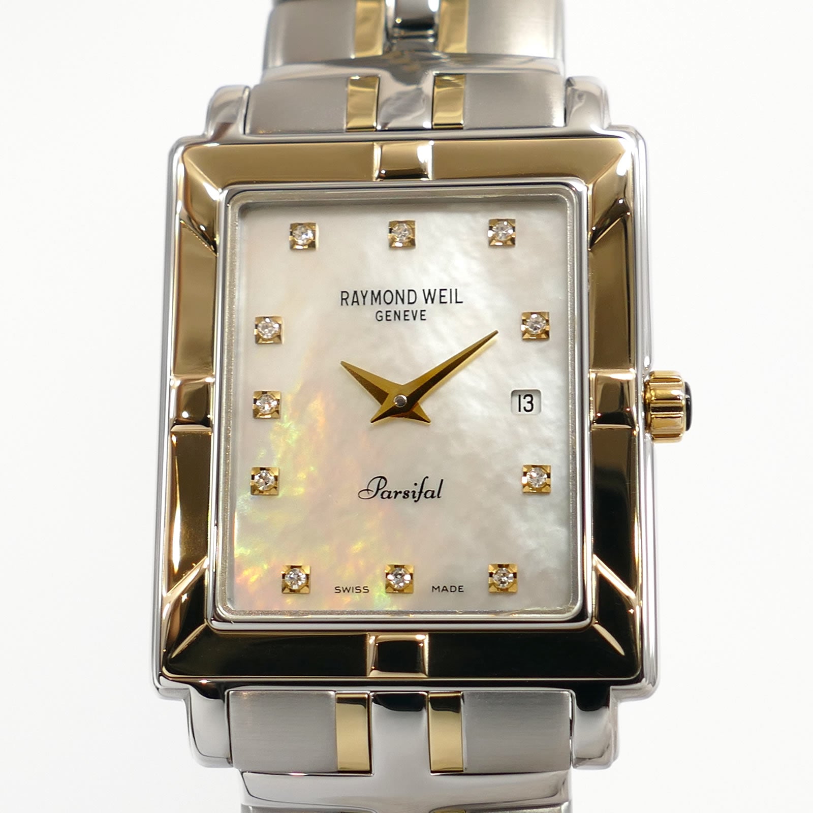 Raymond Weil Parsifal 9330 White Iridescent Mother of Pearl 11 Diamonds close up