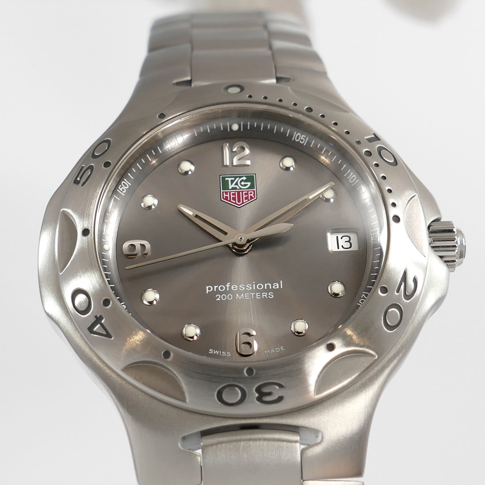 TAG Heuer Kirium Jumbo WL1011 Grey Sunburst Dial close up