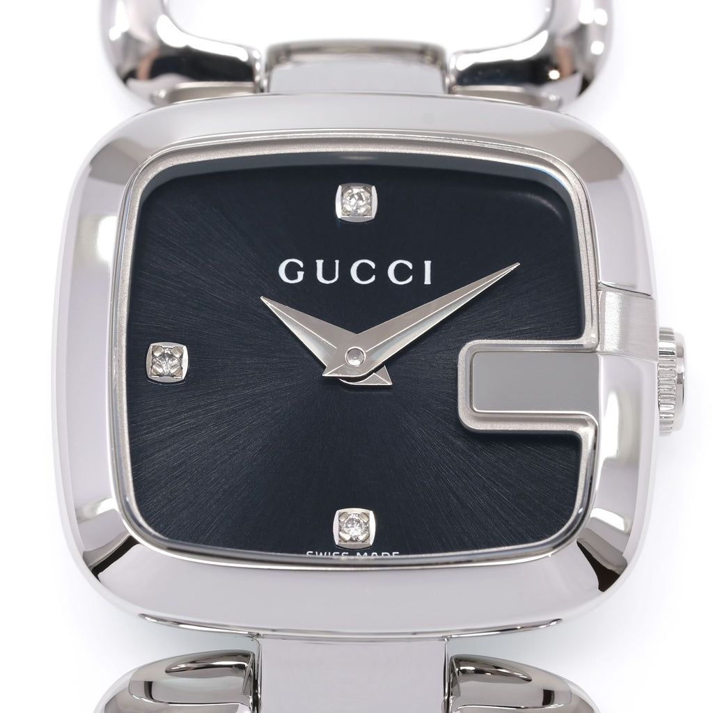 Gucci G 125.5 Black Sunburst Dial with 3 Diamonds close up