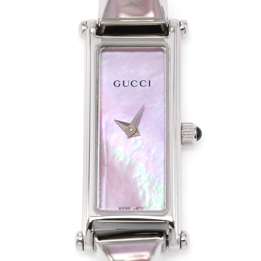 Gucci 1500L Pink Iridescent Mother of Pearl Rectangular dial close up