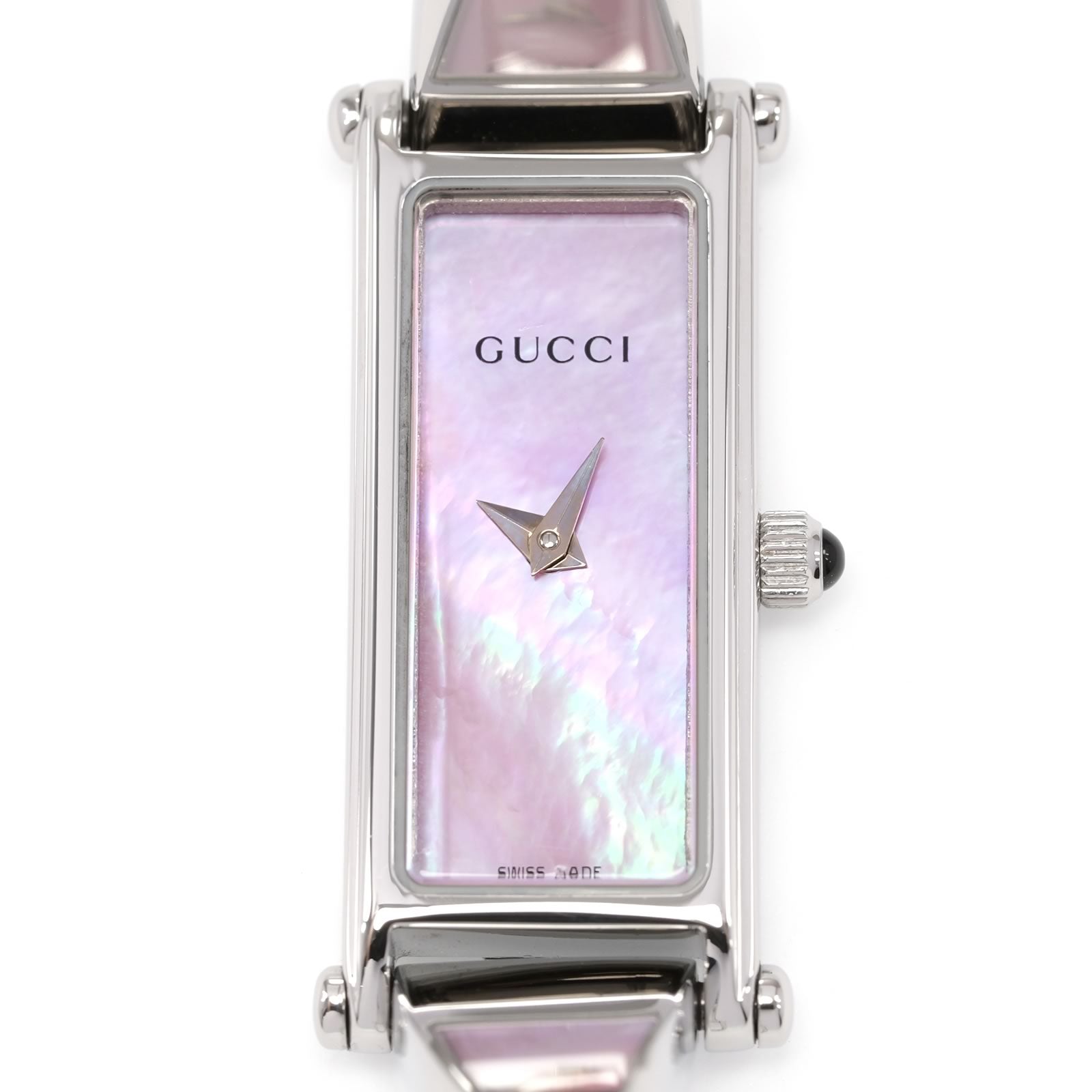 Gucci 1500L Pink Iridescent Mother of Pearl Rectangular dial close up