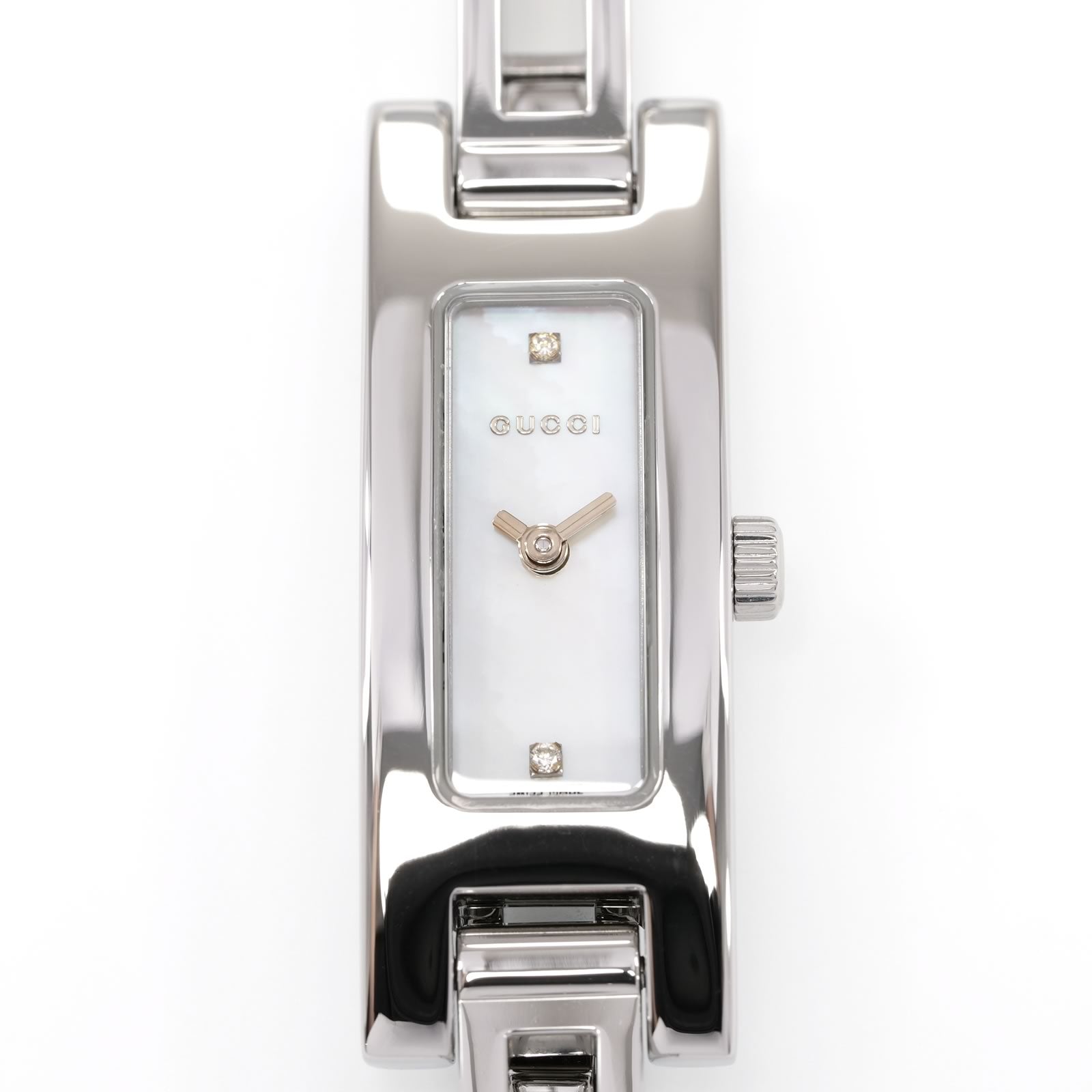 Gucci 3900L White Mother of Pearl & 2 Diamonds Rectangular Dial close up
