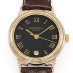 Raymond Weil Geneve 5342 Black Roman Numeral dial close up