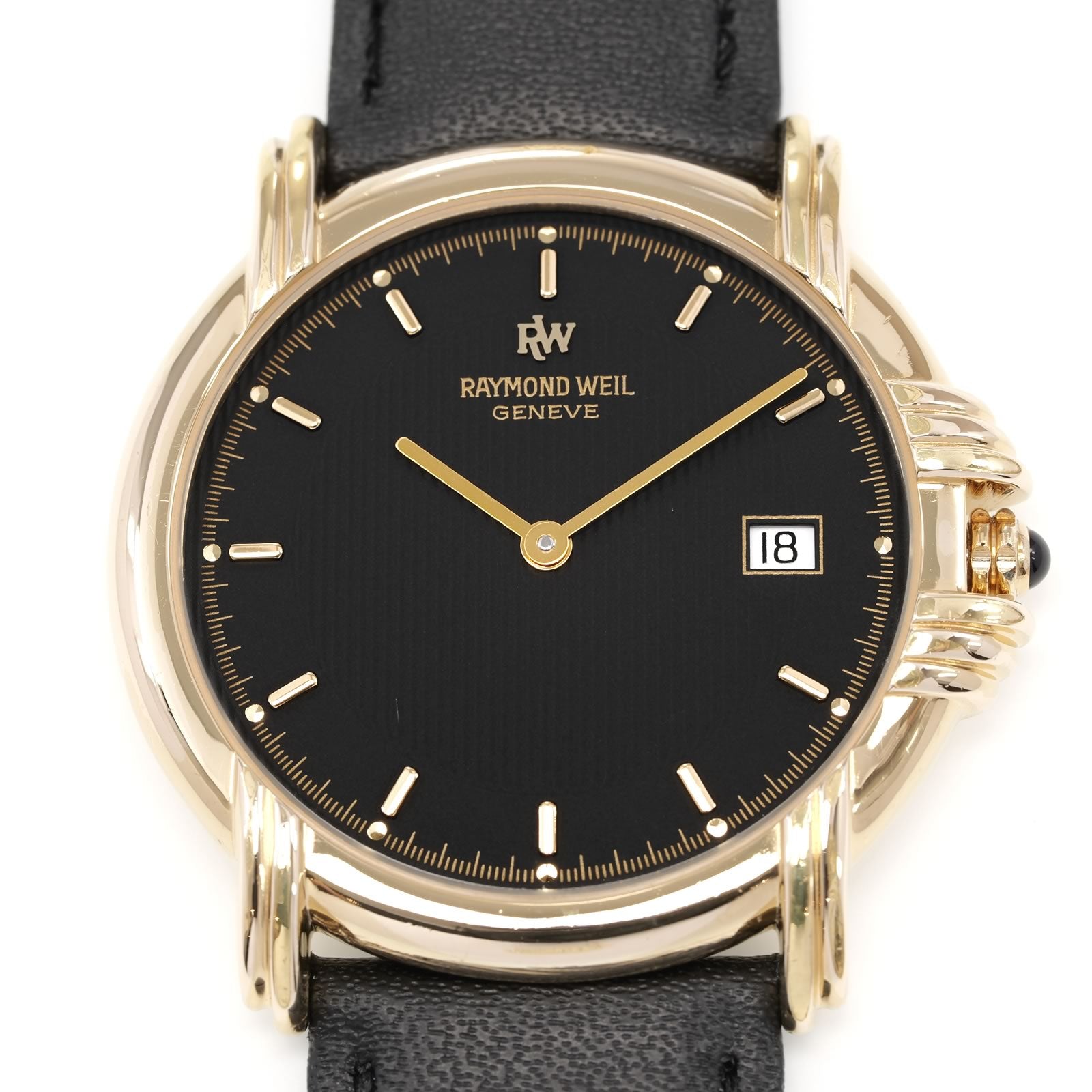 Raymond Weil Geneve 9155 Black vertical line dial close up