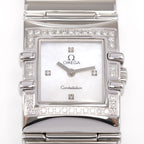 Omega Constellation Quadra 1528.76.00 White Mother of Pearl square dial close up