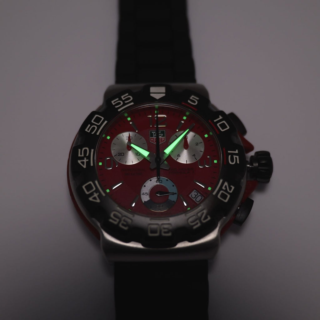 TAG Heuer Formula 1 CAC1112 luminosity