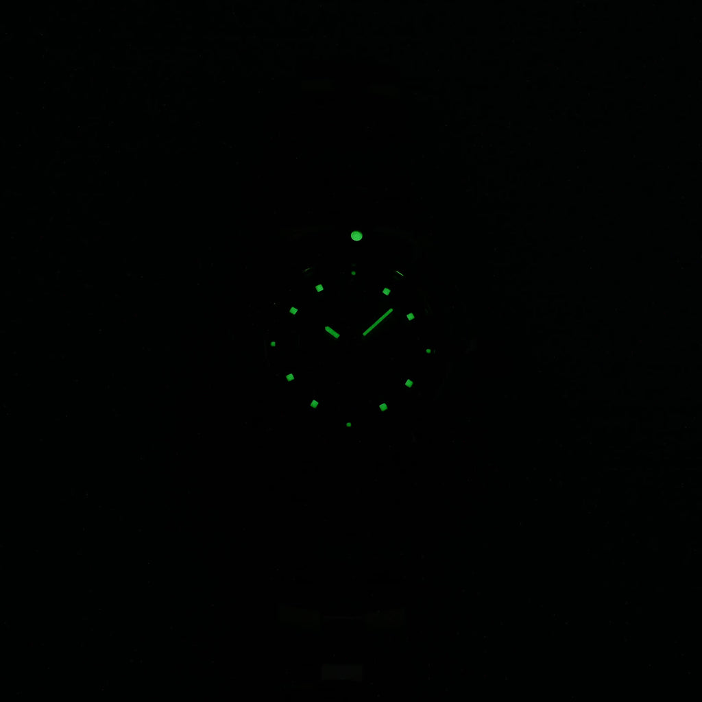TAG Heuer 2000 Exclusive WN1318 night time luminosity