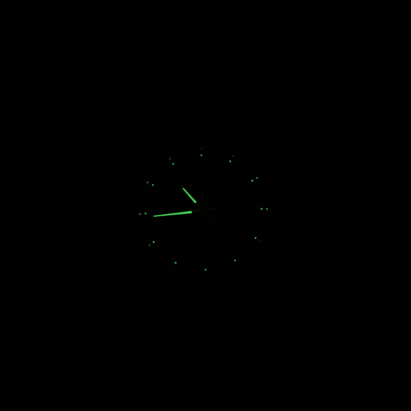 TAG Heuer Link WAT2010-0 night time luminosity