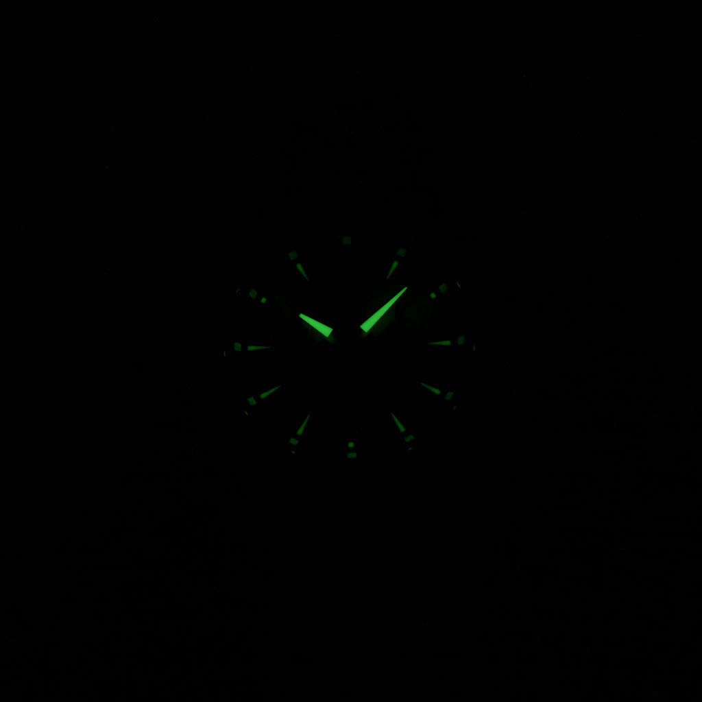 TAG Heuer Indy 500 CAC111A night time luminosity