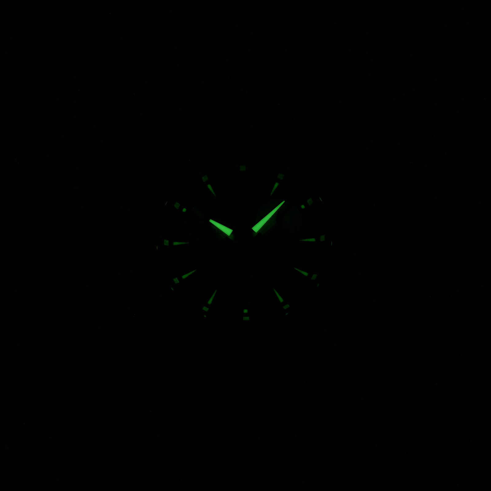 TAG Heuer Indy 500 CAC111A night time luminosity