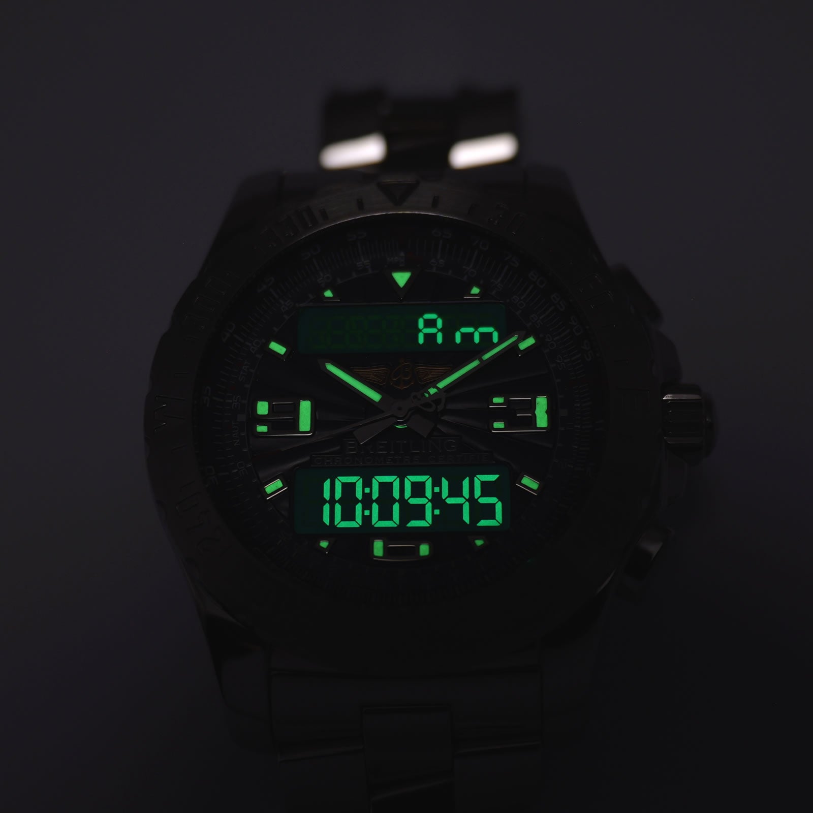 Breitling Airwolf A78363 luminosity and back light