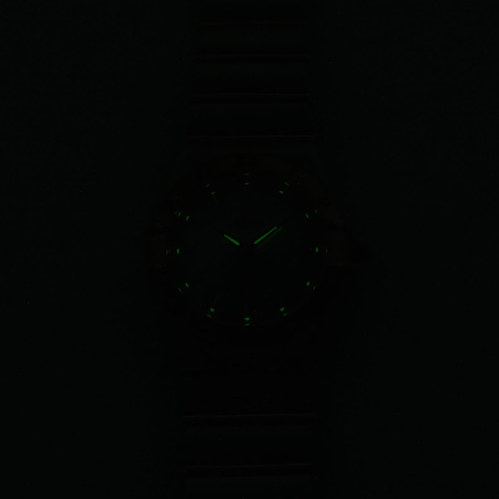 Omega Constellation 1272.70.00 night time luminosity