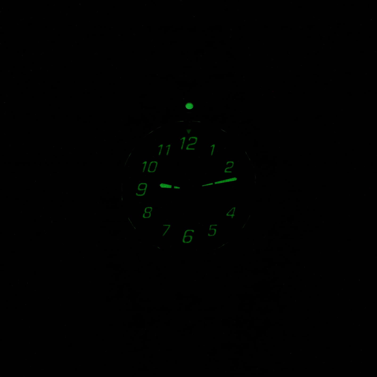 Breitling Colt Ocean A64350 night time luminosity