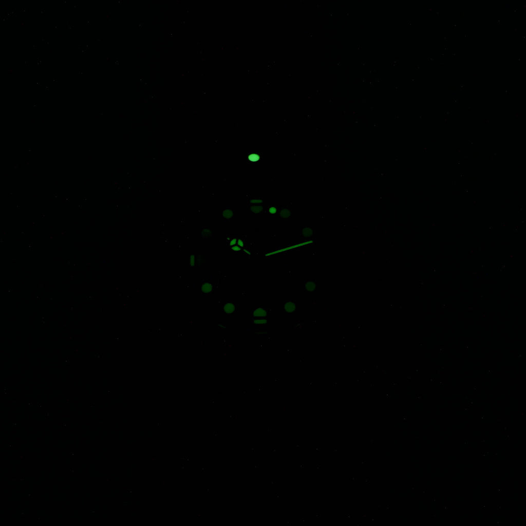 TAG Heuer Formula 1 376.513 night time luminosity