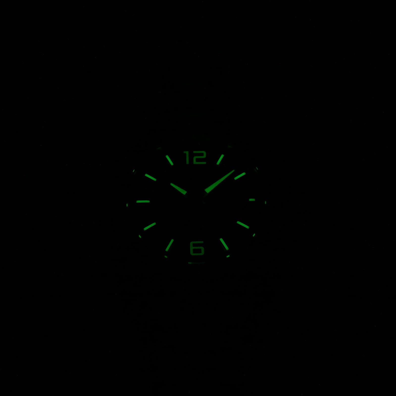 TAG Heuer Formula 1 WAZ1112 night time luminosity