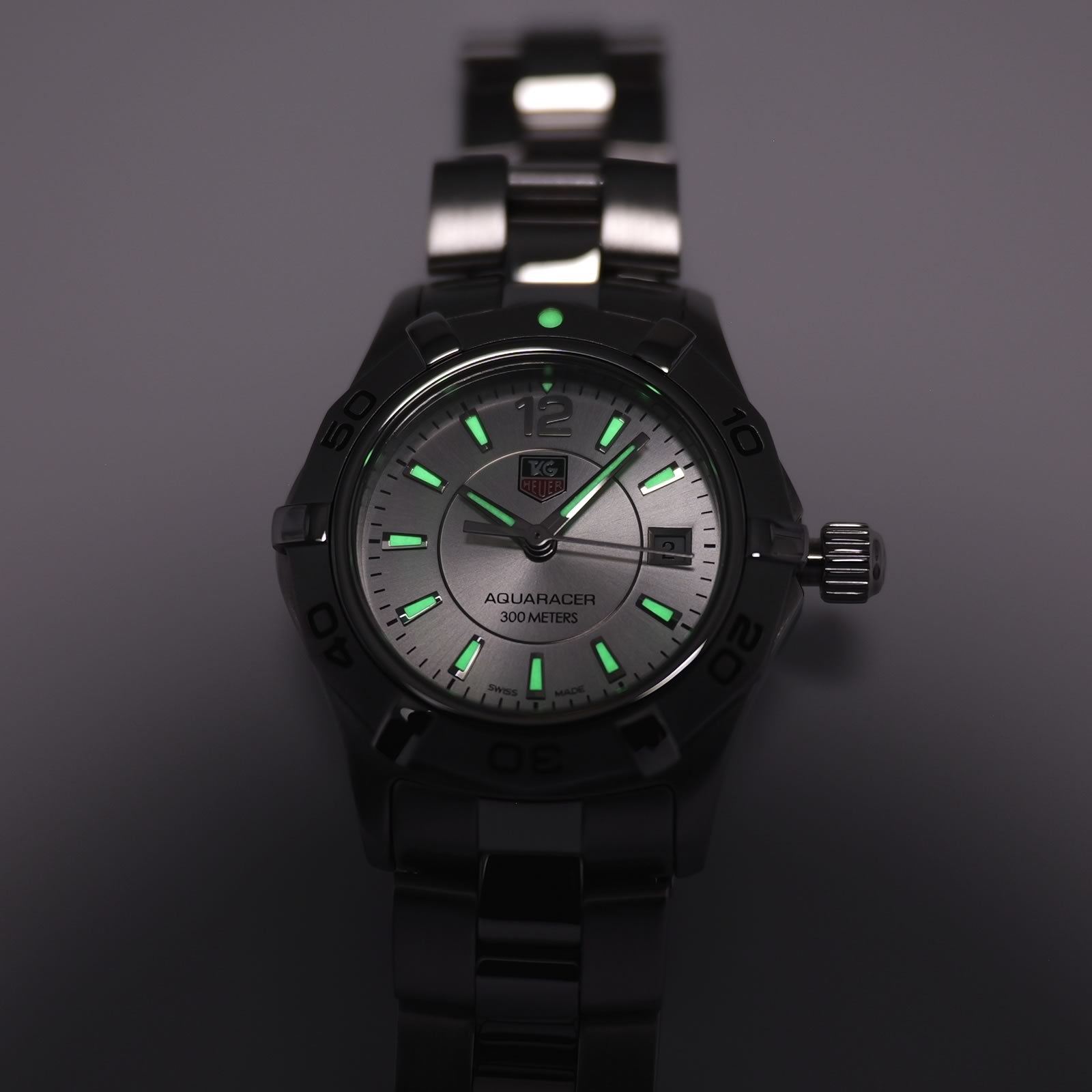 TAG Heuer Aquaracer WAF1412 luminosity