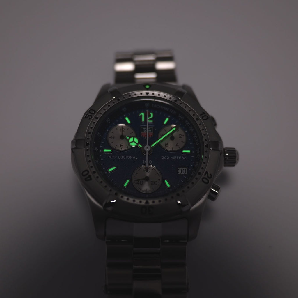 TAG Heuer 2000 Chronograph CK1112 luminosity