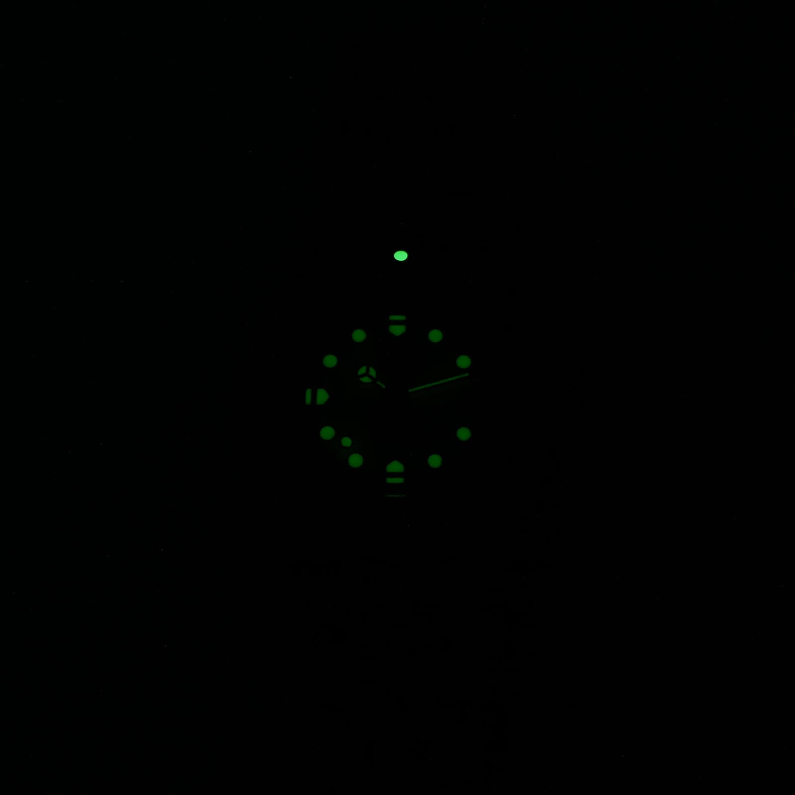TAG Heuer Formula 1 WA1419 night time luminosity