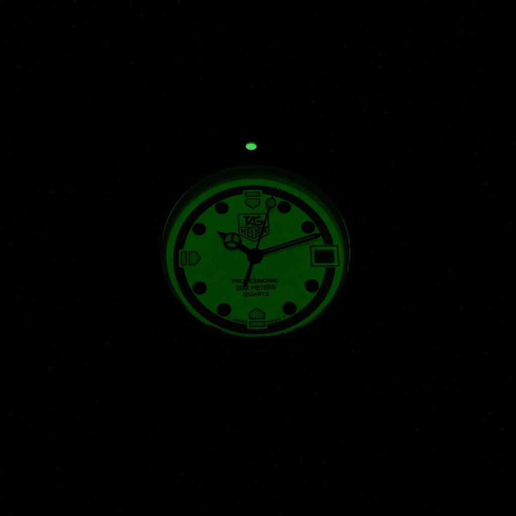 TAG Heuer Formula 1 371.513 luminous dark glow