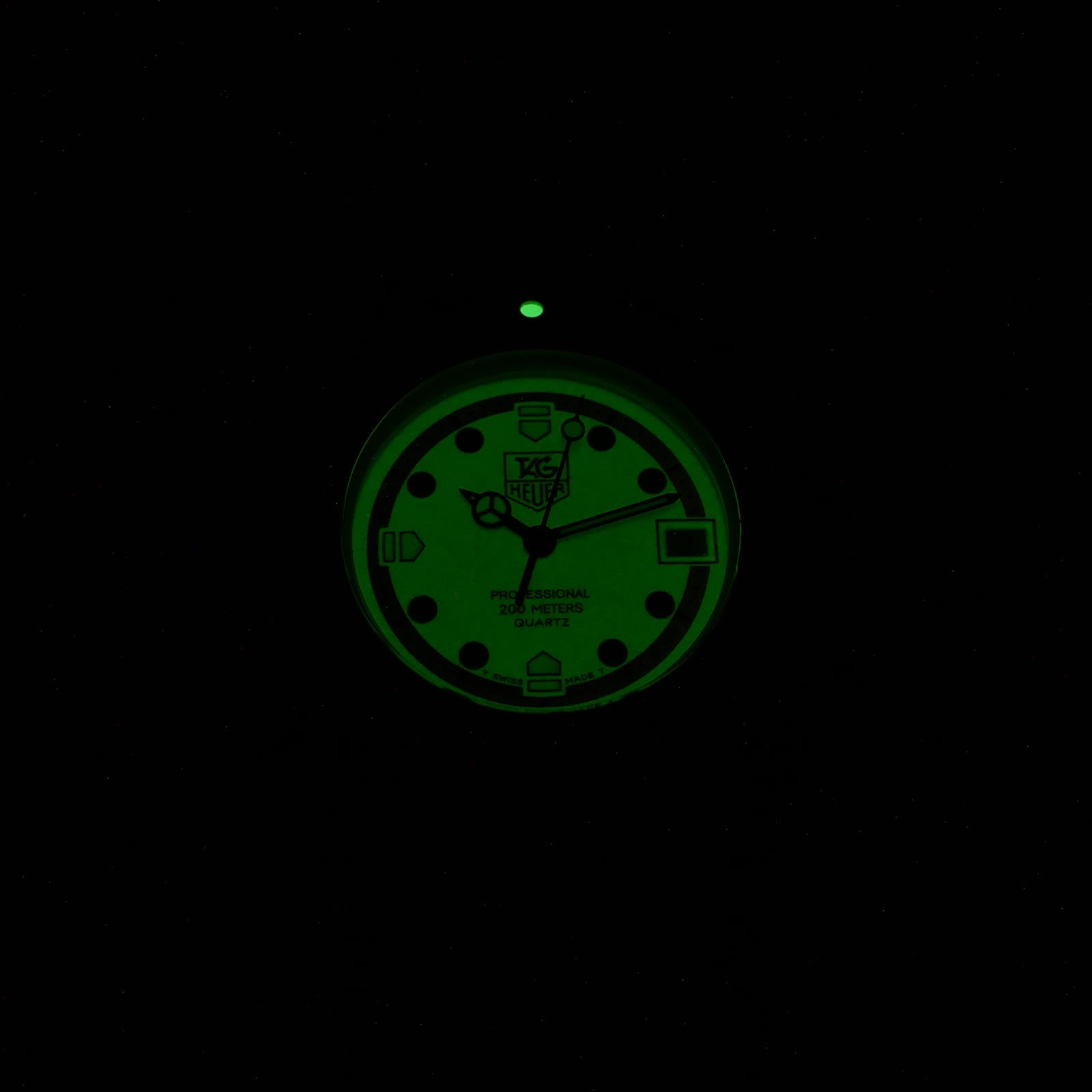 TAG Heuer Formula 1 371.513 luminous dark glow
