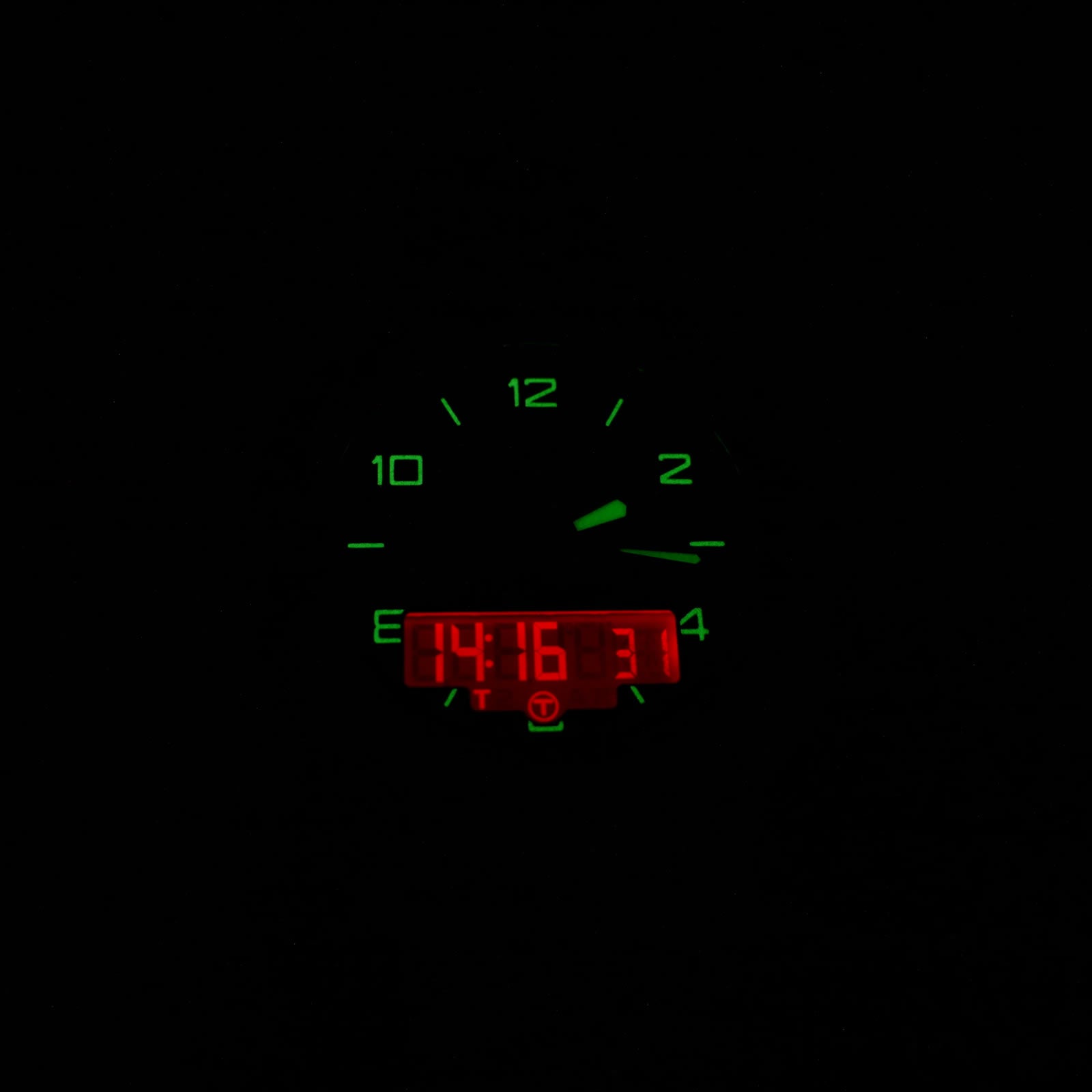 Tissot T-Touch II T047420A night time luminosity and back light