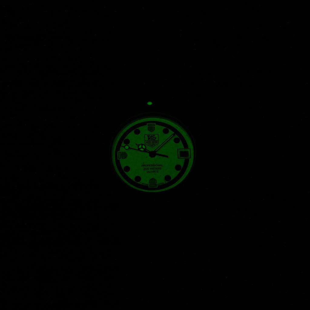 TAG Heuer Formula 1 WA1211 night time Luminous dial