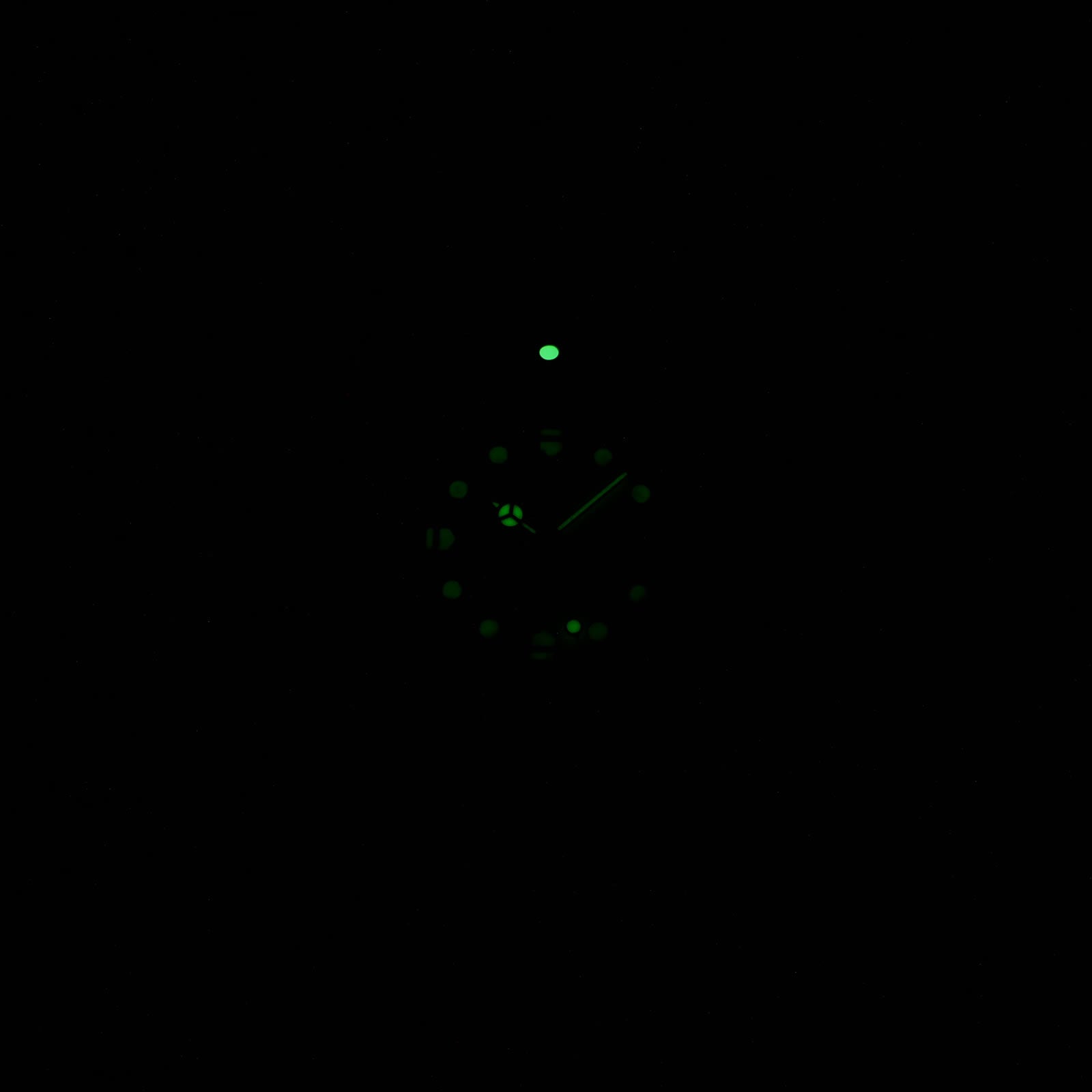 TAG Heuer Formula 1 WA1219 night time luminosity