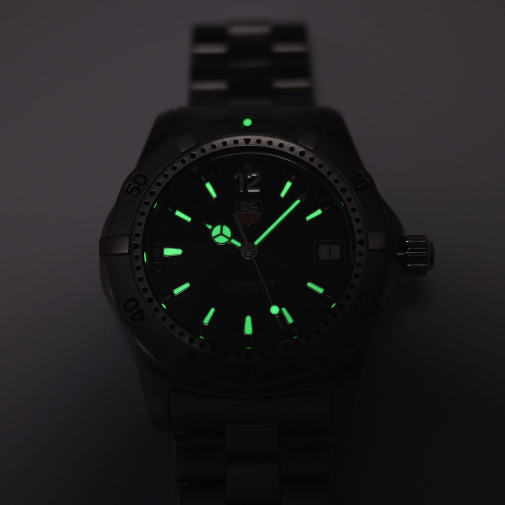 TAG Heuer 2000 WK1110-0 luminosity