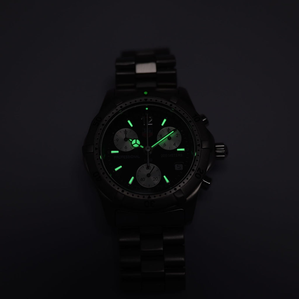 TAG Heuer 2000 Chronograph CK1110-0 luminosity