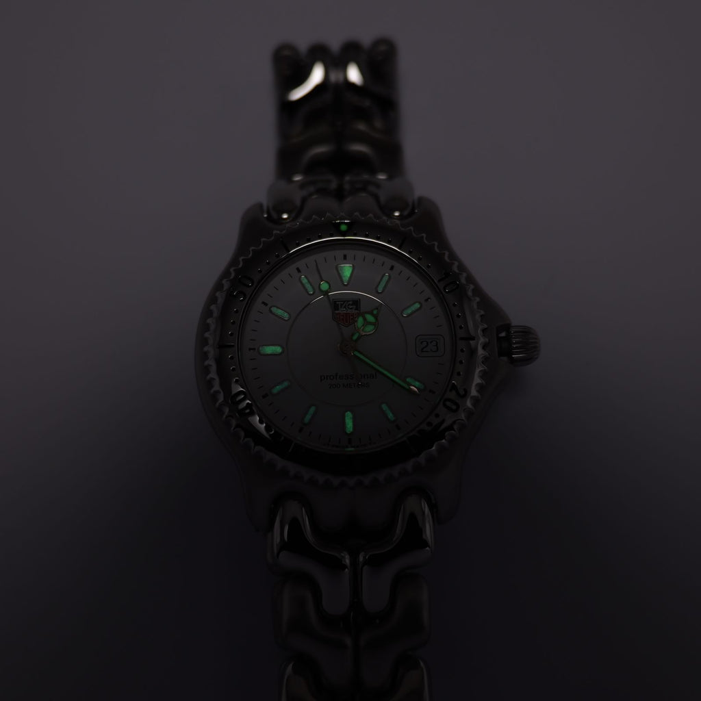 TAG Heuer SEL WG1112-K0 night time luminosity