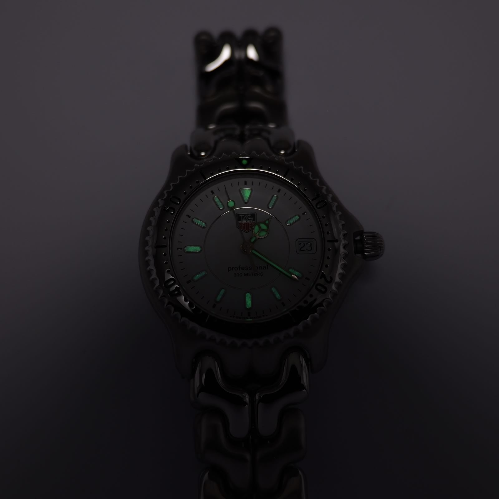 TAG Heuer SEL WG1112-K0 night time luminosity