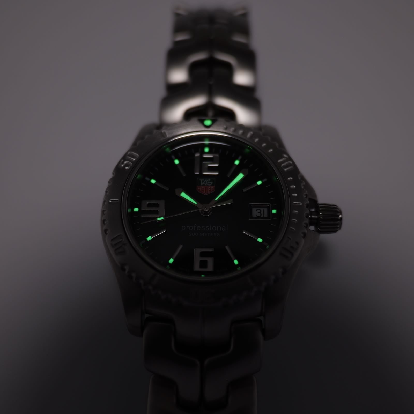 TAG Heuer Link WT1210 night time luminosity