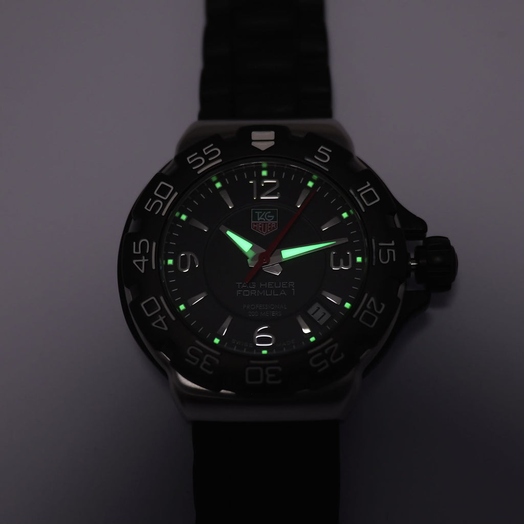 TAG Heuer Formula 1 WAC1210 luminosity