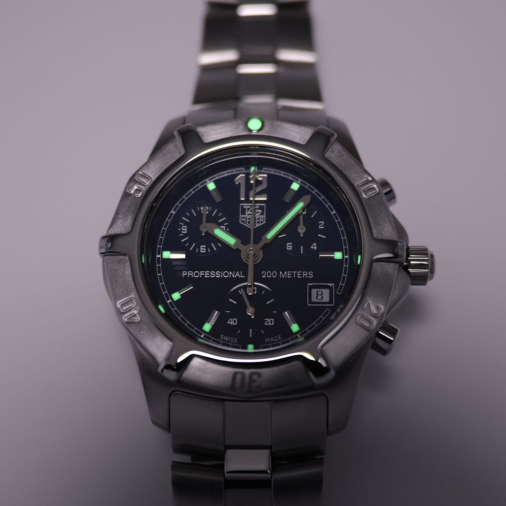 TAG Heuer 2000 Exclusive CN1112 luminosity
