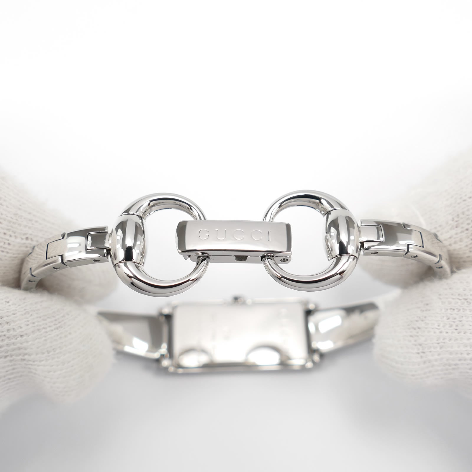 Gucci G-Line 109 stainless steel bangle clasp