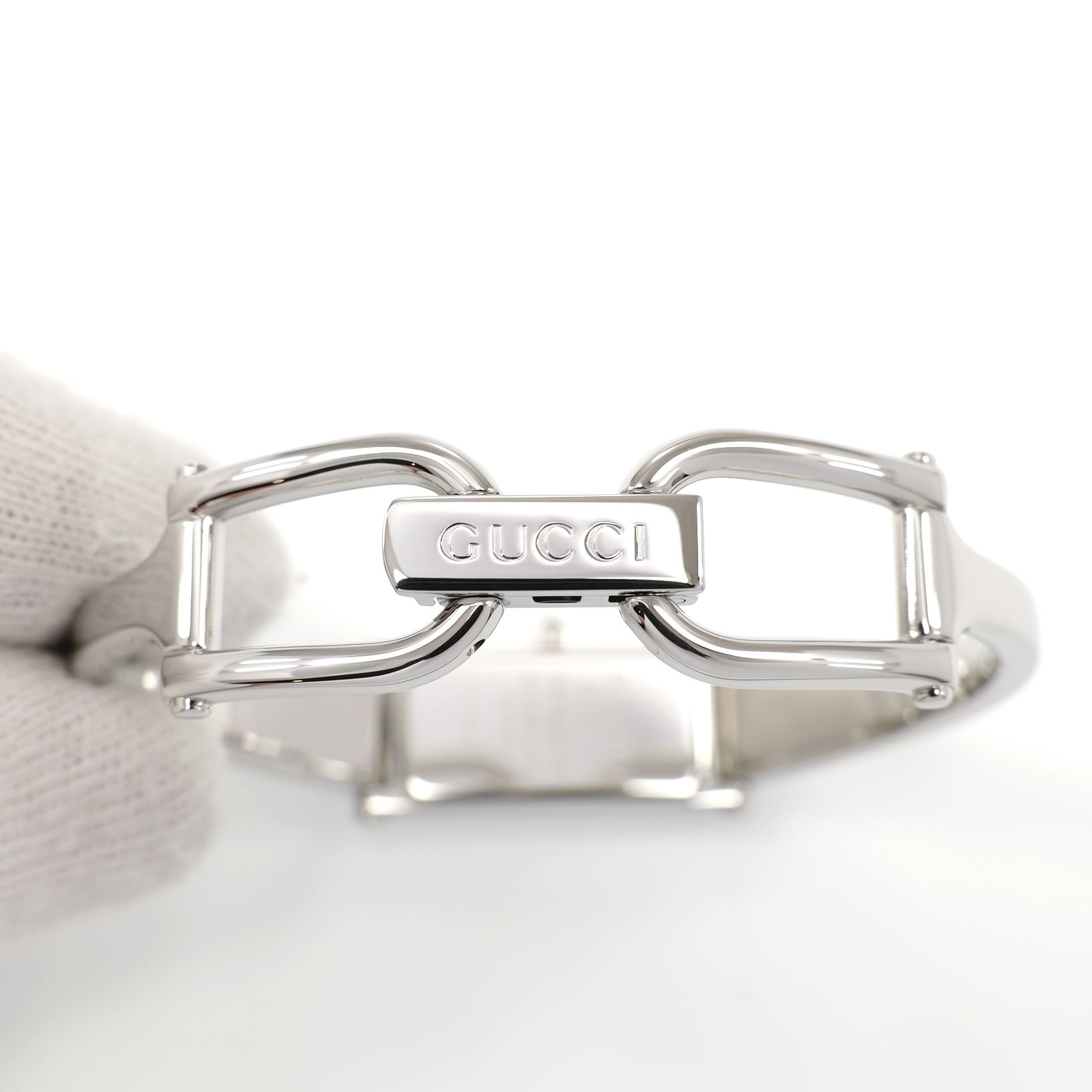 Gucci 1500L stainless steel bangle clip