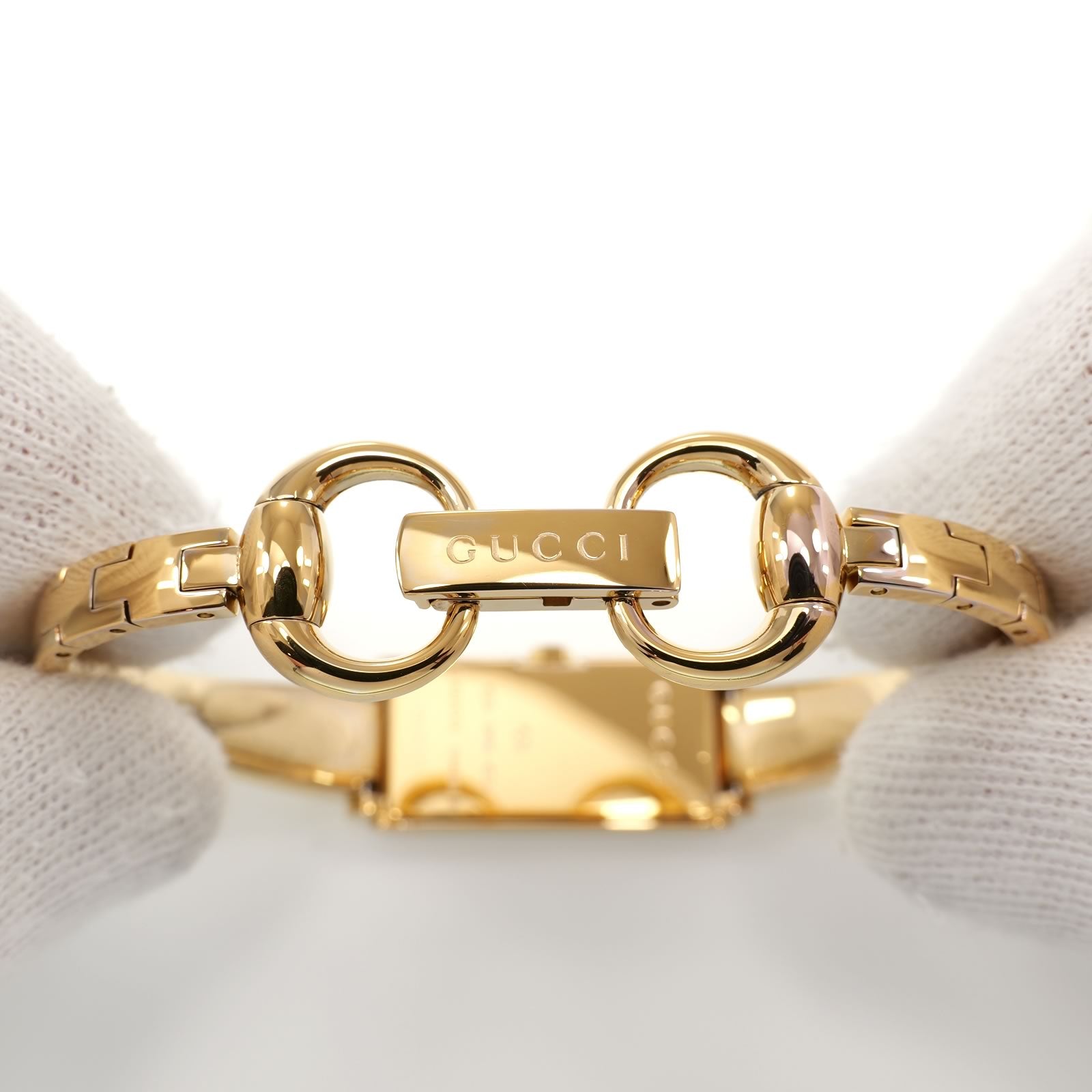 Gucci G-Line 109 18k Gold Bangle