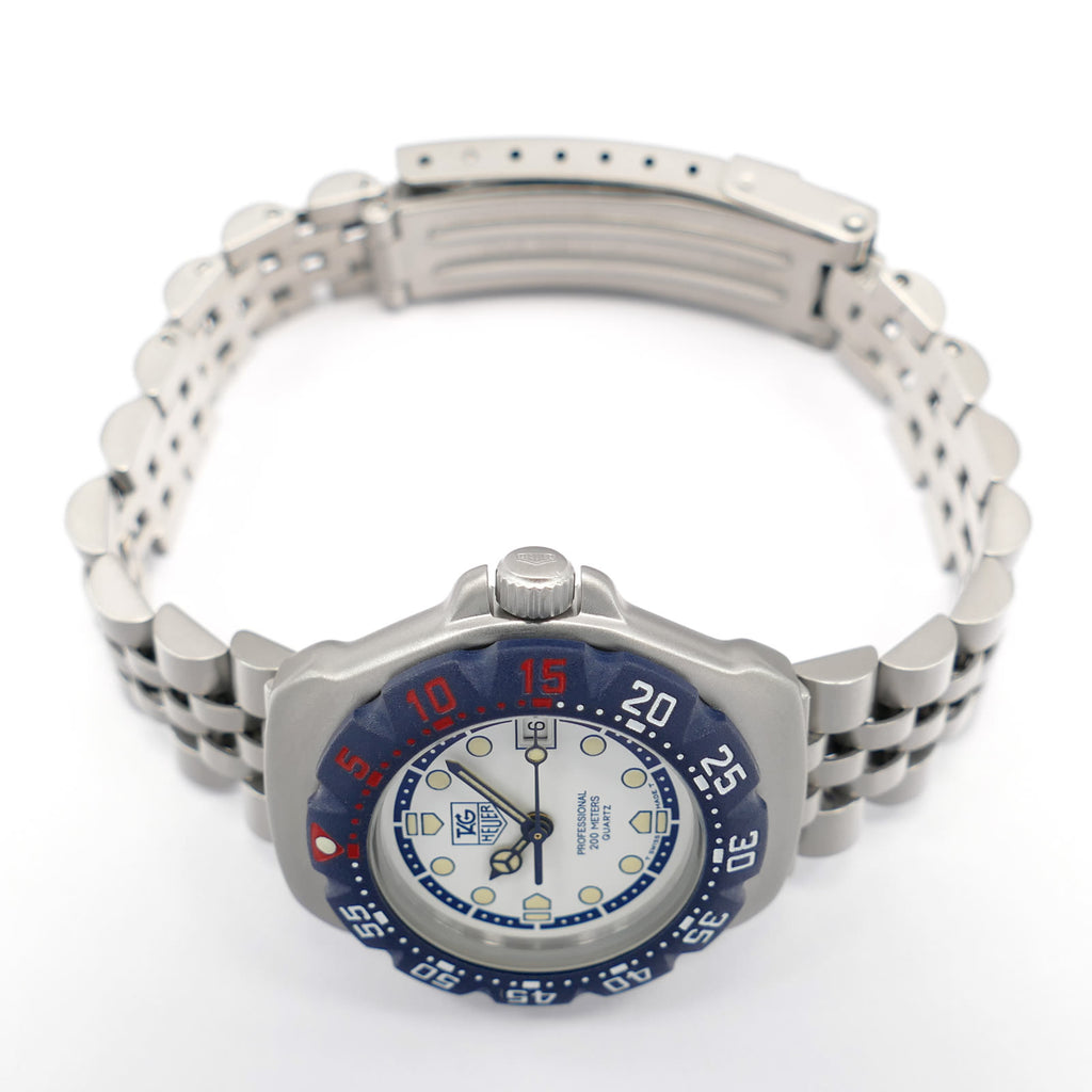 TAG Heuer Formula 1 WA1419 stainless steel crown