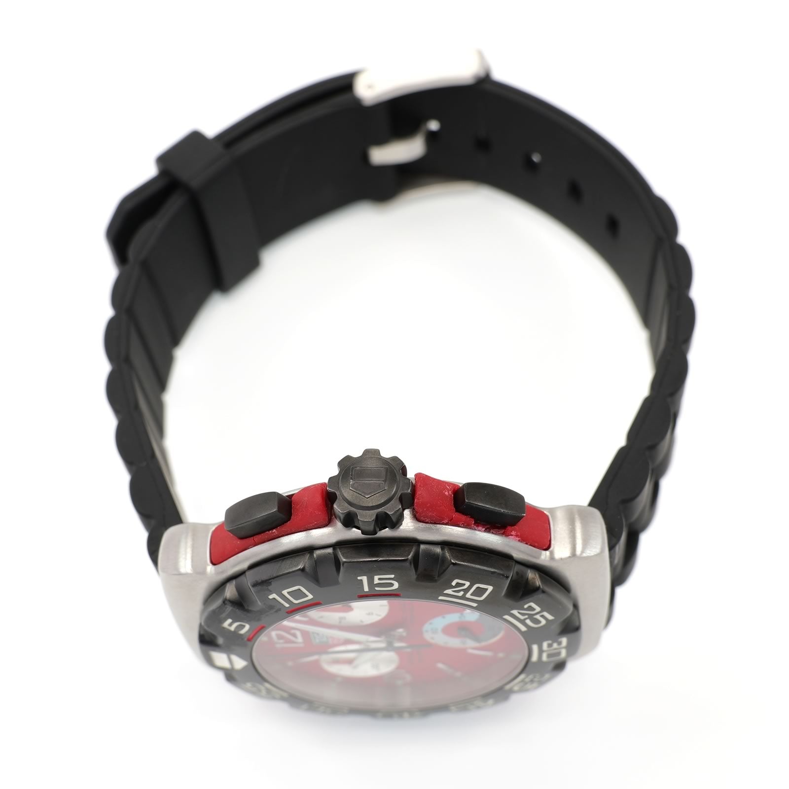 TAG Heuer Formula 1 CAC1112 screw down crown