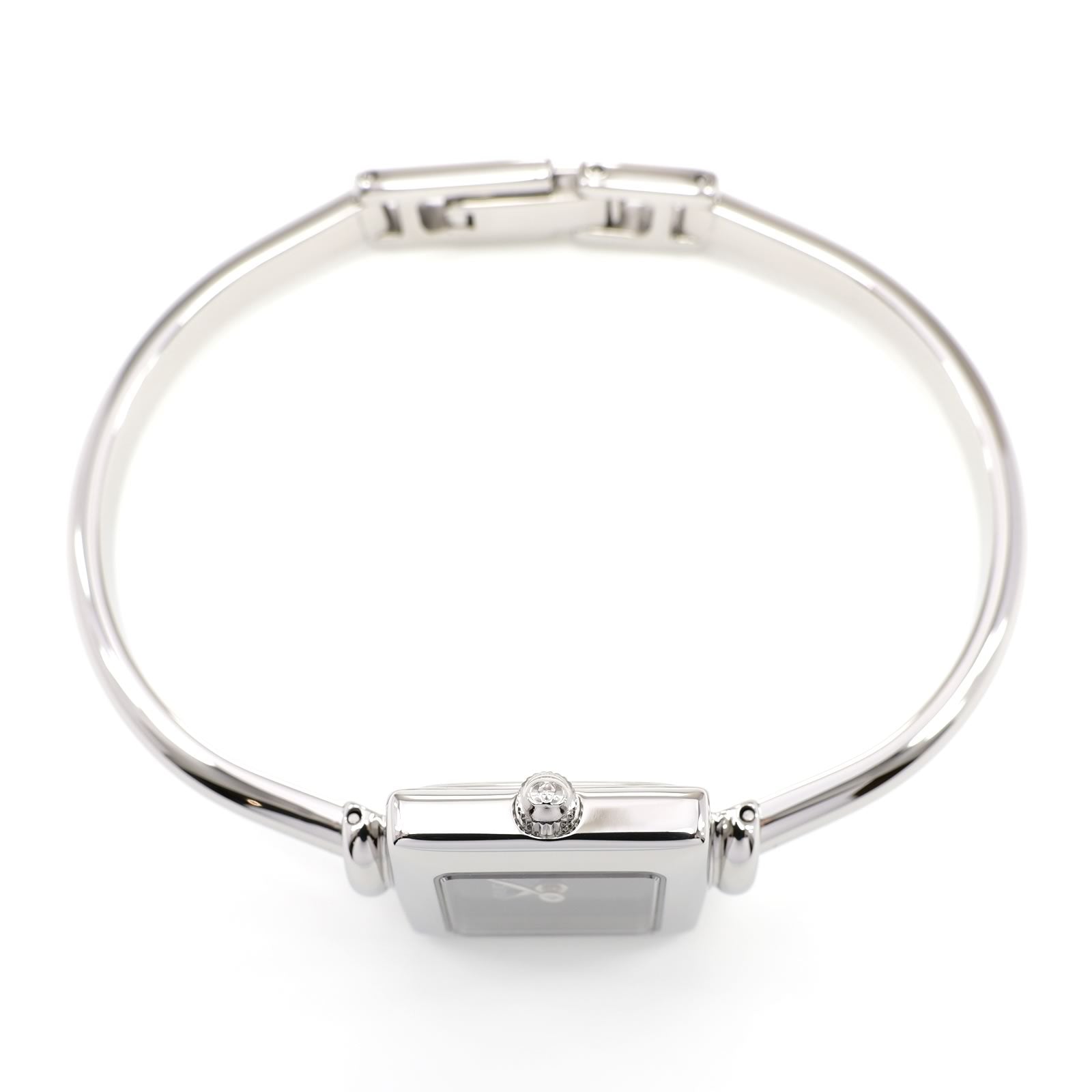Gucci 1900L Stainless Steel crown